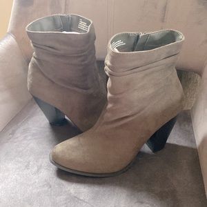 Maurices brand olive green heeled boots